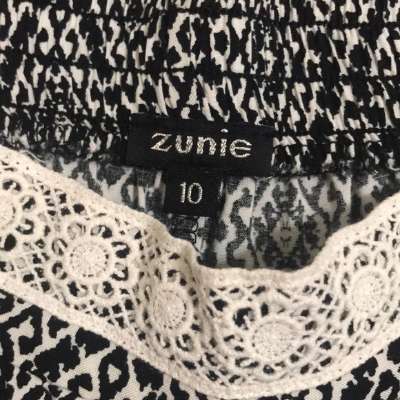 Fabric shorts - Picture 3 of 5